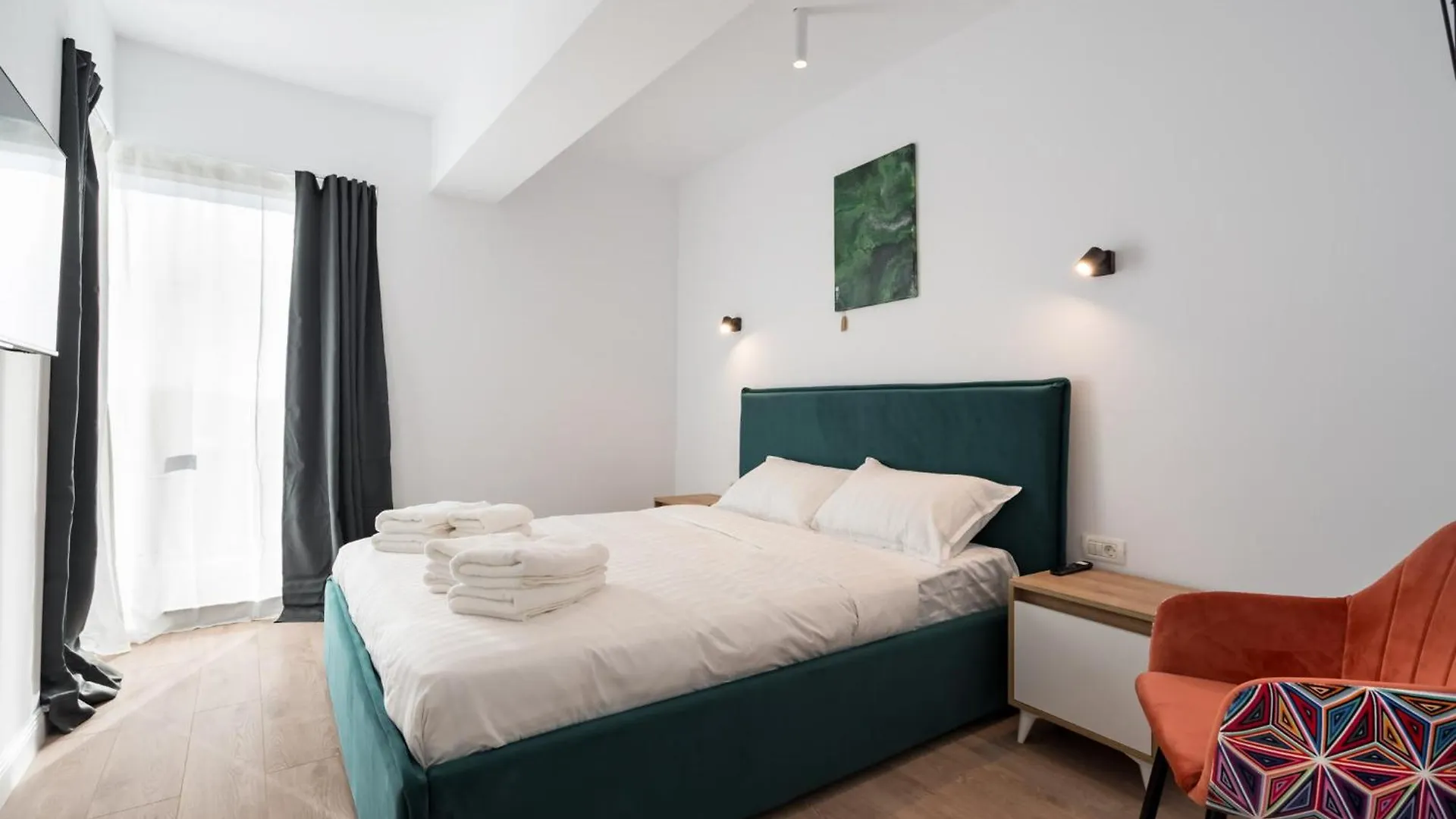 Pastel Green I 1 Bedroom Apt With Terrace Voluntari 0*,  Romania
