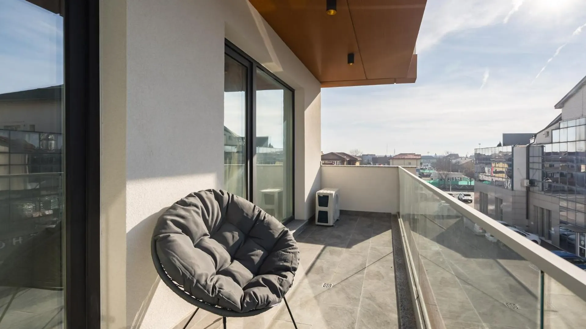 Pastel Green I 1 Bedroom Apt With Terrace Voluntari 0*,